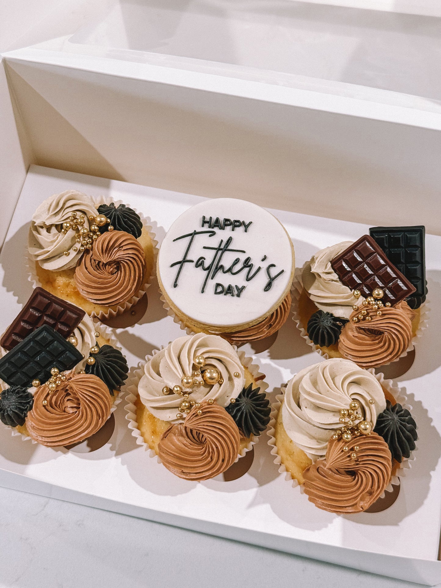 Happy Father's Day Cupcakes