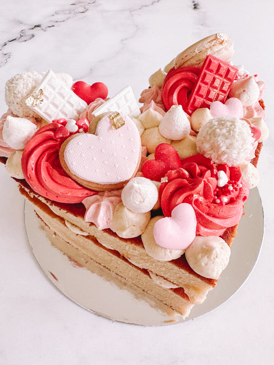 8' Heart Cake