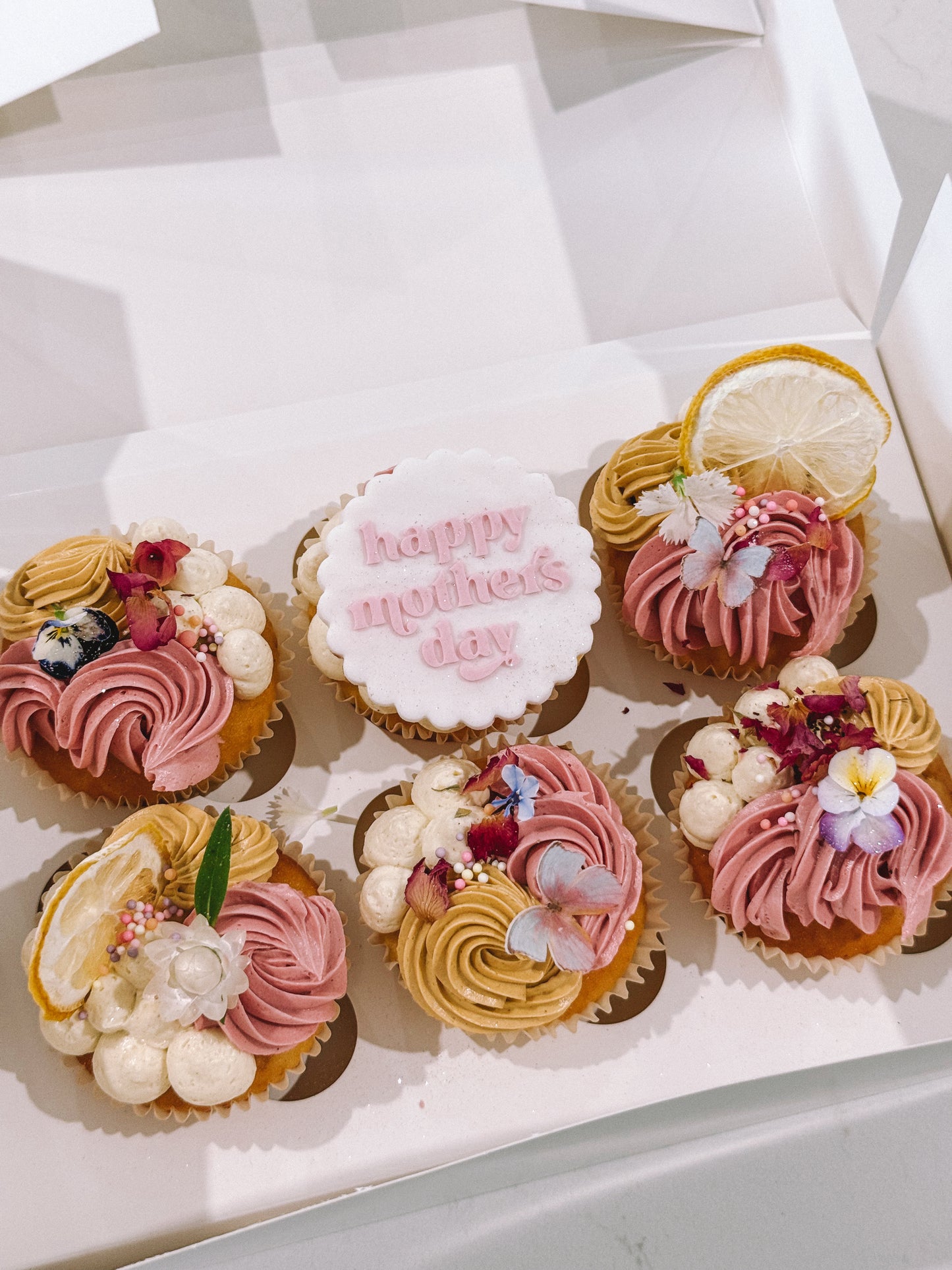 Mother's Day Cupcakes
